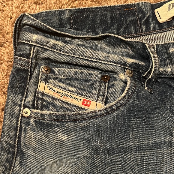 Diesel Relaxed Fit Distressed Blue Jeans - Picture 3 of 6